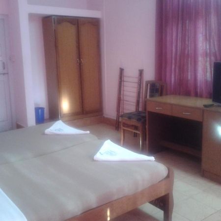 Colva Residency Hotel ภายนอก รูปภาพ