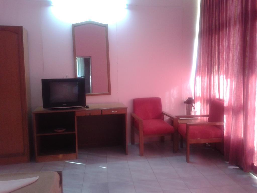 Colva Residency Hotel ภายนอก รูปภาพ