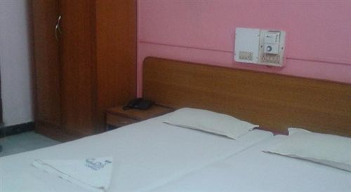 Colva Residency Hotel ภายนอก รูปภาพ